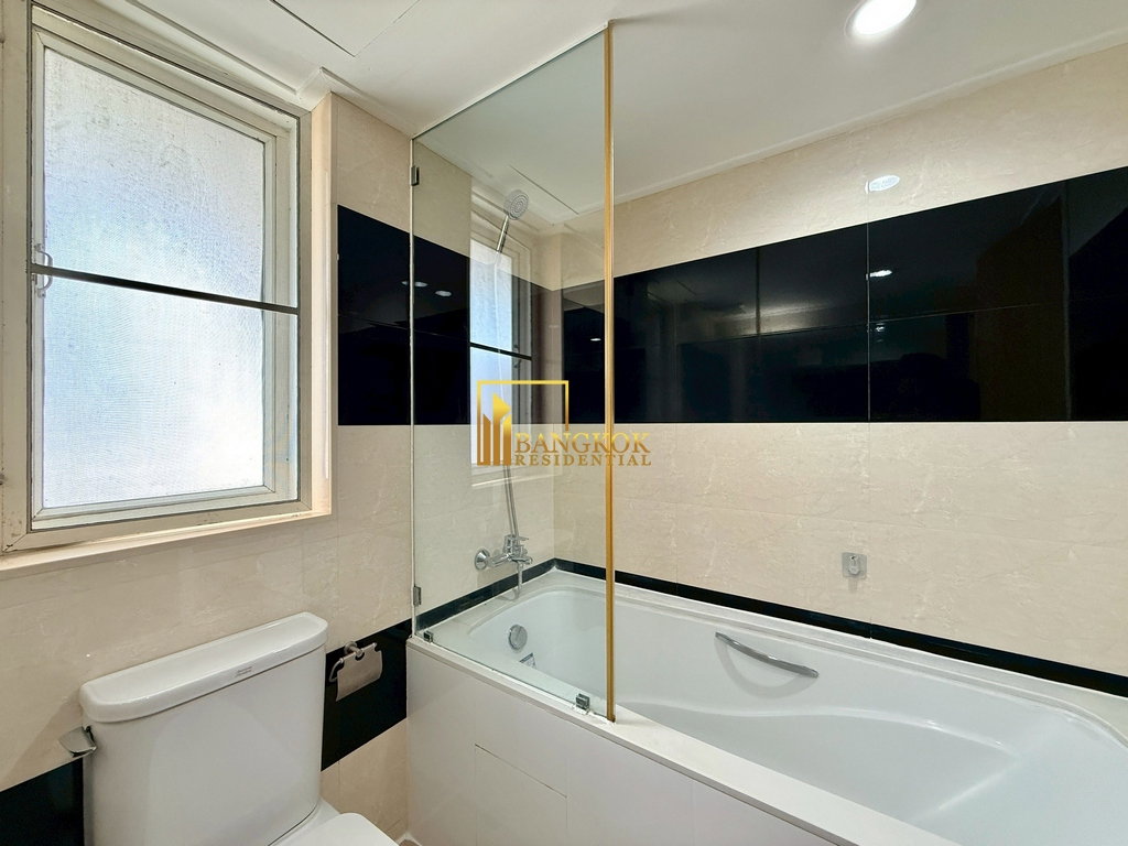 picture Baan Suanpetch | Renovated 2 Bedroom Condo in Phrom Phong - BR60753CD - 17/36