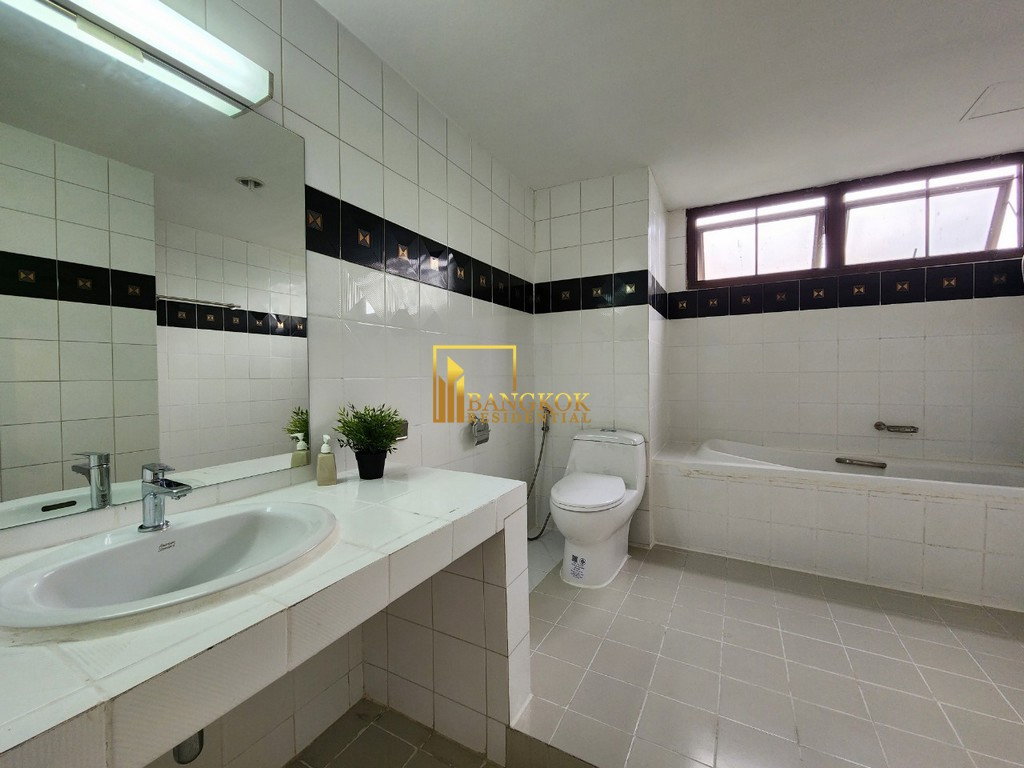 picture Waterford Park | Well Maintained 2 Bedroom Condo in Thonglor - BR16605CD - 18/30
