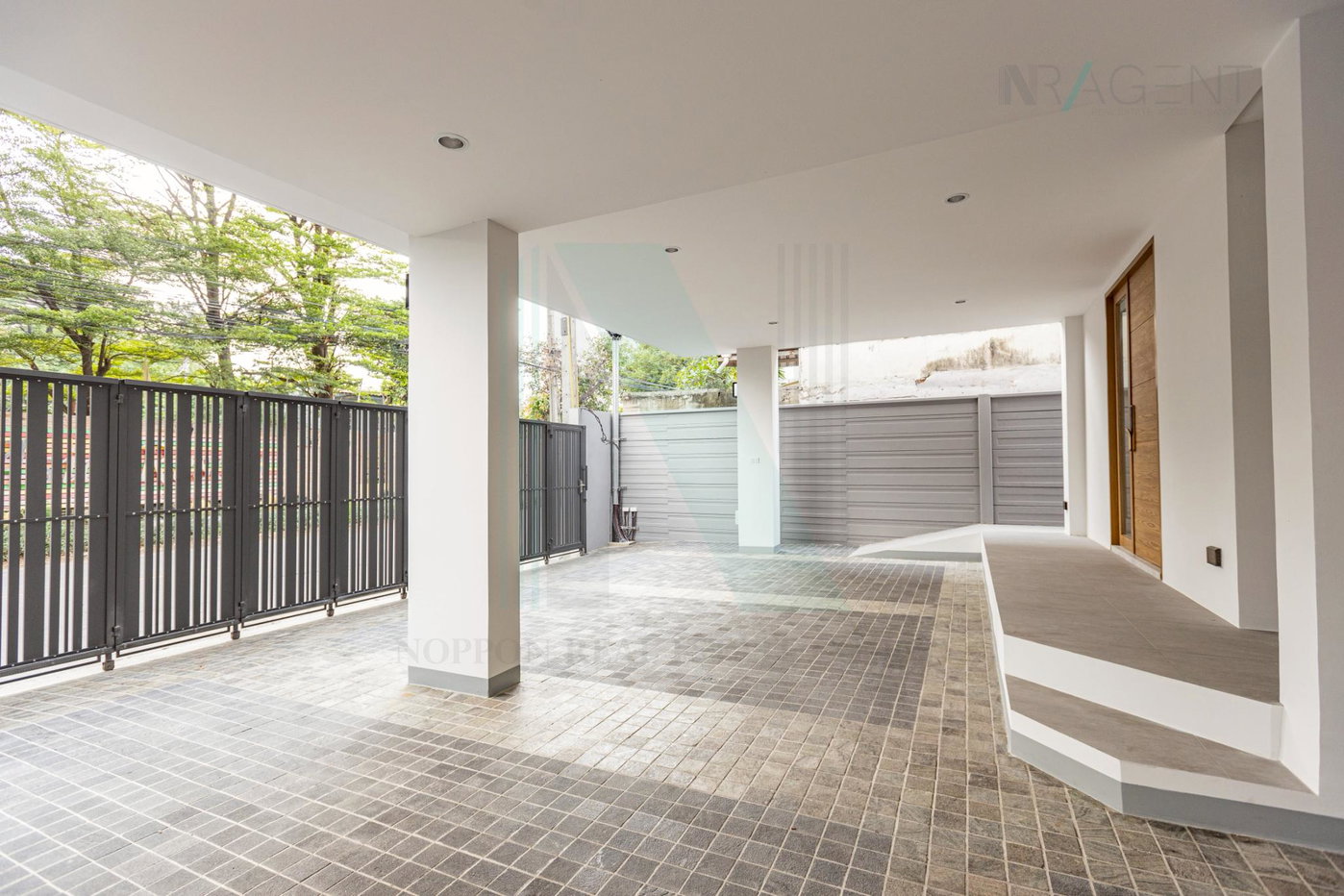 รูป 📌 ให้เช่าบ้านเดี่ยว 4 ชั้น ซิมมิทรี เกษตร-นวมินทร์ 3 ห้องนอน 4 ห้องน้ำ - รูปที่ 2/8