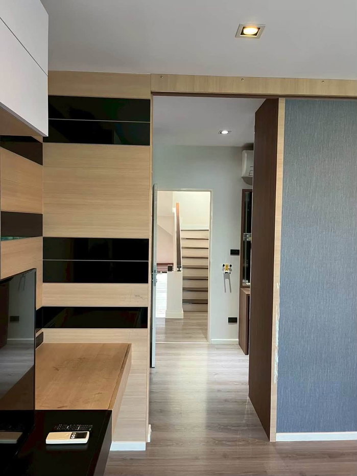 รูป ขาย ทาวน์โฮม 3.5 ชั้น บ้านกลางเมือง รัชโยธิน ใกล้ BTS เสนานิคมเพียง 650 เมตร พร้อมอยู่ (TH6917) - รูปที่ 13/26