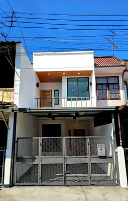 ทาวน์โฮม ตลาดเซฟวัน โก : 📌 ขายทาวน์เฮาส์ โครงการ บ้านอยู่เจริญ วิภาวดีรังสิต 37 2 ชั้น 2 ห้องนอน 2 ห้องน้ำ