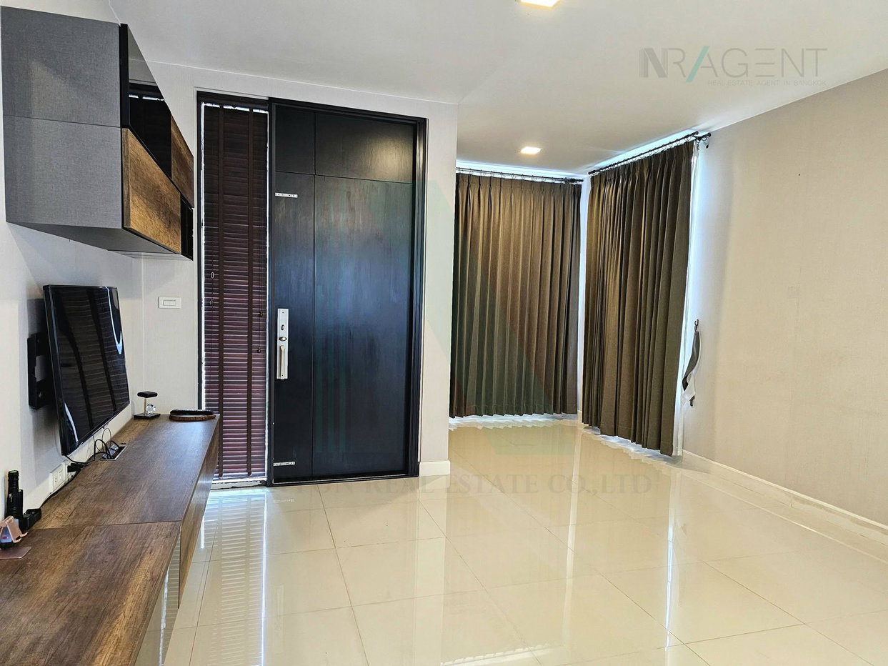 รูป 📌 ขายบ้านเดี่ยว โครงการ มัณฑนา ศรีนครินทร์ - บางนา 2 ชั้น 3 ห้องนอน 3 ห้องน้ำ - รูปที่ 4/8