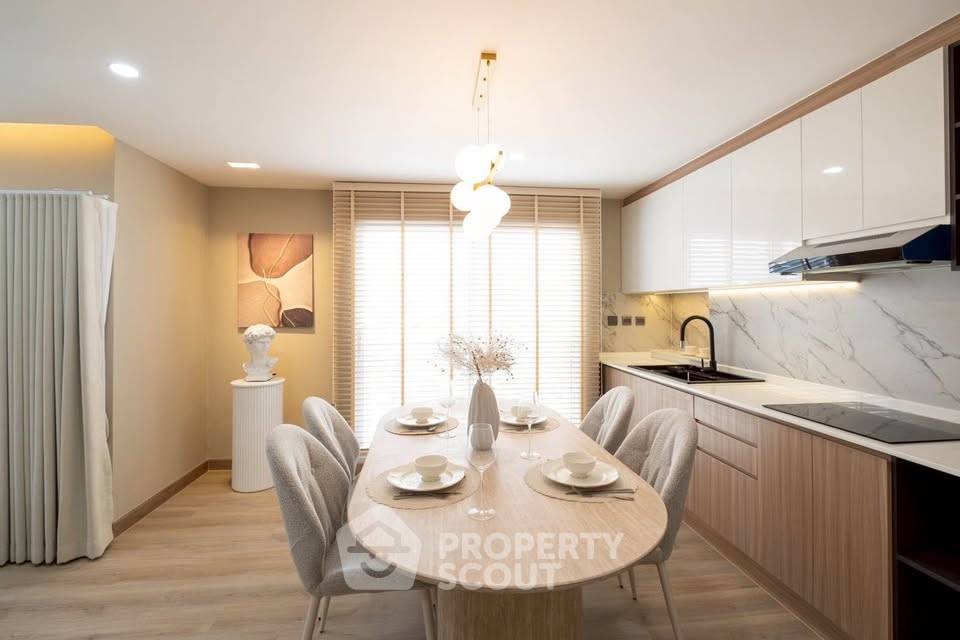 picture 2-BR 83 Sqm At The Winning Tower, 20th-Floor Near ARL Ramkhamhaeng (ID 3146961) - 8/20