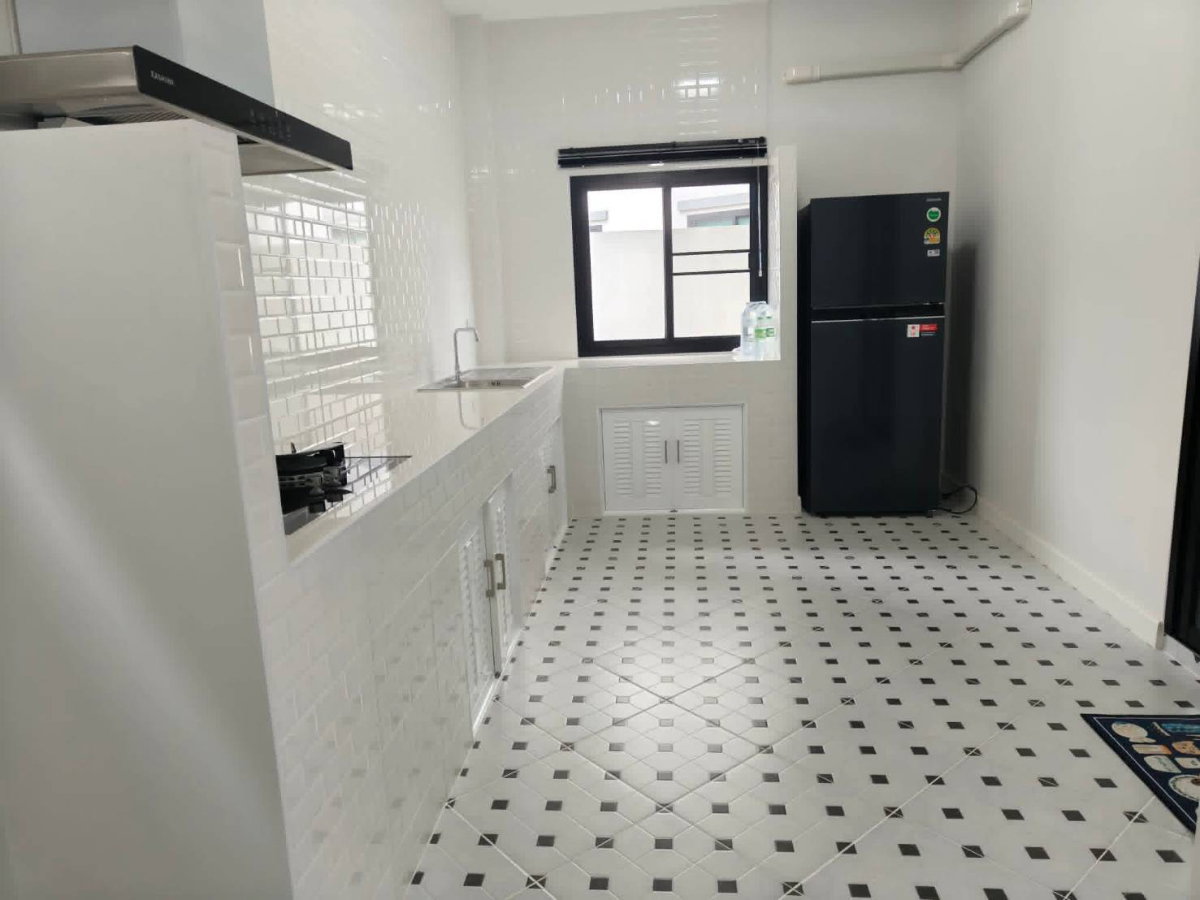 รูป ให้เช่าบ้านเดี่ยว 2 ชั้น ในหมู่บ้านใจแก้วเอราวัณ 31 เฟส 8 อำเภอสารภี-เชียงใหม่ รับสัตว์เลี้ยงขนาดเล็ก (R1396) T.0946511456 - รูปที่ 10/12
