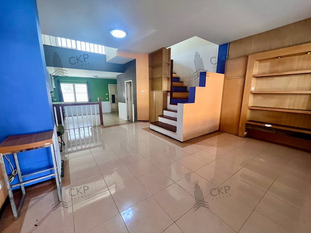 รูป ขายทาวน์เฮาส์ 3 ชั้น พร้อมชั้นลอย ทำเลท่าอิฐ–ราชพฤกษ์ ขนาด 24.7 ตร.วา พื้นที่ใช้สอย 160 ตร.ม. ฟังก์ชันครบ อ.เมือง นนทบุรี | 93371 - รูปที่ 4/13