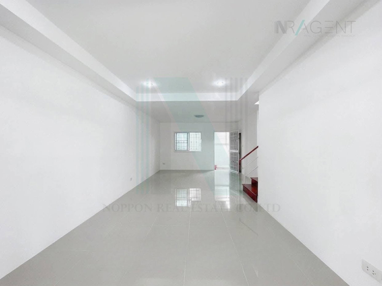 รูป 📌 ขายทาวน์เฮาส์ โครงการ สวนหลวงวิลล์ 6 2 ชั้น 3 ห้องนอน 2 ห้องน้ำ - รูปที่ 3/8