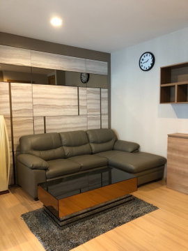 Available for rent! Rhythm Huaikhwang. 0 Meter from the staion. A Cozy 1 Bedroom with 36sqm. Ready to move in.