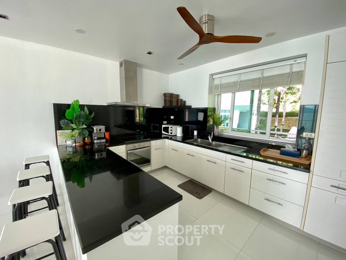 รูป คอนโด 4 ห้องนอน 270 ตร.ม. ให้เช่า วอเตอร์ไซด์ คอนโดมิเนียม ใกล้เคปพันวา (ID 3144324) - รูปที่ 5/17