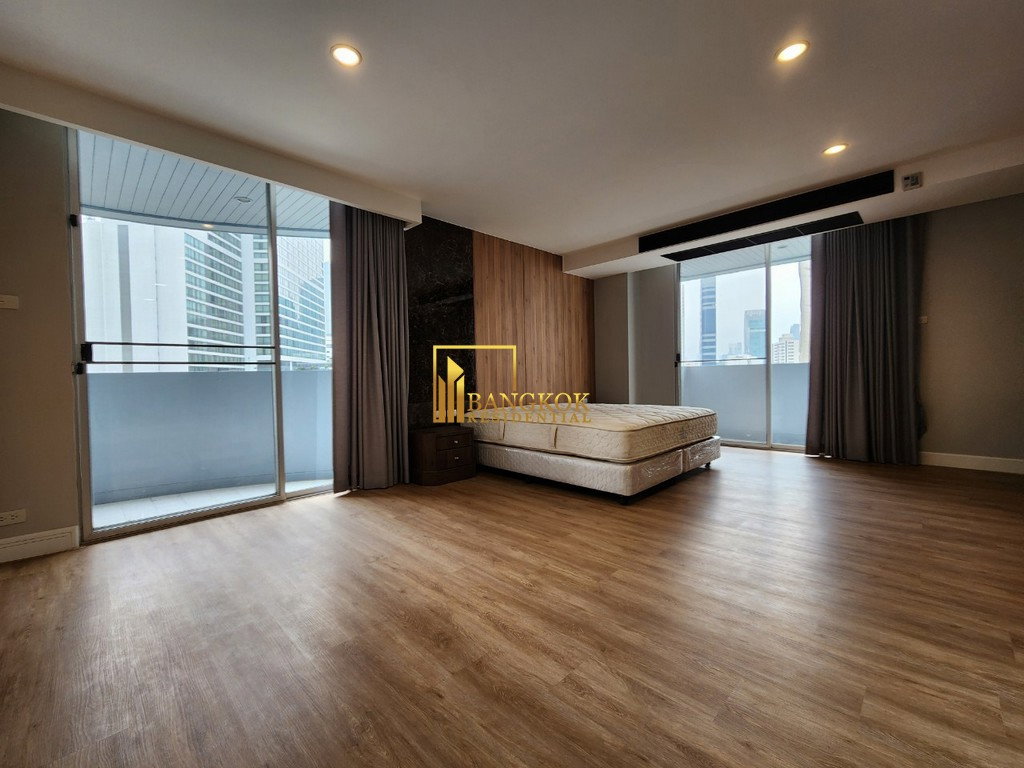 รูป Renovated 4 Bedroom Apartment in Asoke - BR20992AP - รูปที่ 30/49