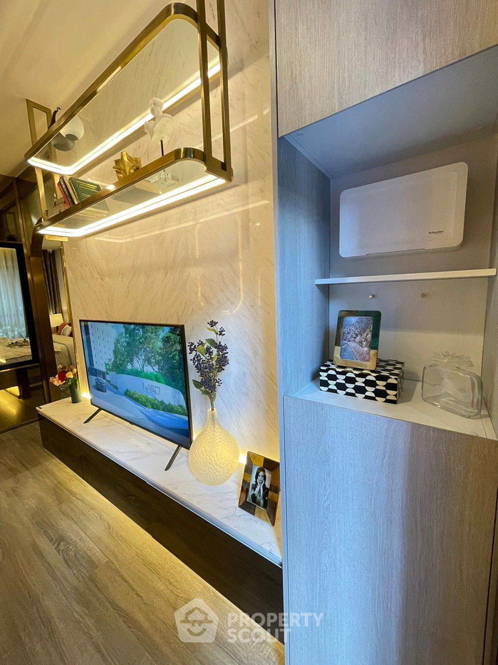 picture 1-BR 24 Sqm, High-Floor 17th, Ideo Ramkamhaeng BTS Station (ID 1529017) - 3/7