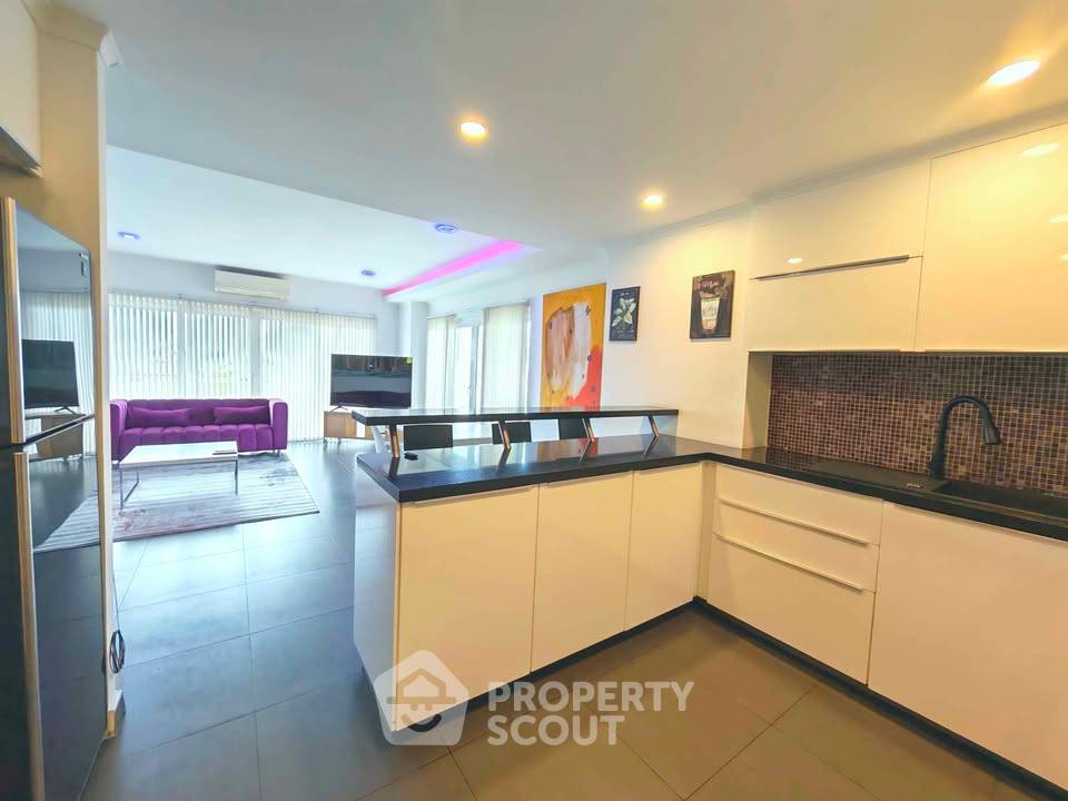รูป คอนโด 1 ห้องนอน 126 ตร.ม. วิวท่าลาย เรสซิเดนซ์ 5 พัทยา (เลี้ยงสัตว์ได้) (ID 3146598) - รูปที่ 5/17