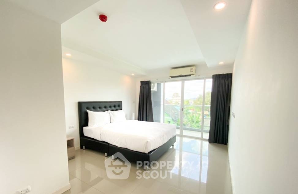 รูป คอนโด 1 ห้องนอน ขนาด 50 ตร.ม. ชั้น 4 ขายที่ บางเสร่ บีช คอนโดมิเนียม (ID 1092932) - รูปที่ 2/5