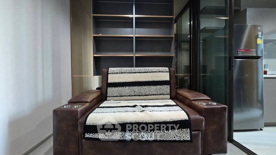 picture 1-BR Condo At Life Asoke - Rama 9, 300m To MRT Phra Ram 9 (ID 3144977) - 8/12