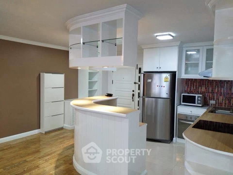 Condo 2-BR, 122 Sqm, 8th Floor At Supalai Place Sukhumvit 39 near BTS Phrom Phong (ID 3146355)