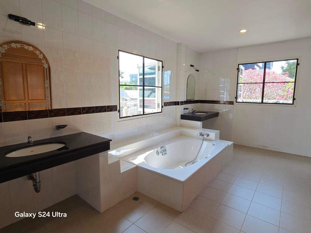 รูป บ้านเดี่ยว 4 ห้องนอน ให้เช่า ถนนสุขุมวิท101 ซอยปุณณวิถี 10-15 นาทีเดินถึงบีทีเอสปุณณวิถี - รูปที่ 34/67