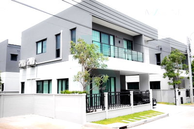 บ้านเดี่ยวให้เช่า : 📌 ให้เช่าบ้านเดี่ยว 2 ชั้น เซนโทร บางนา 4 ห้องนอน 4 ห้องน้ำ
