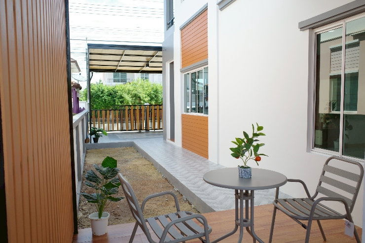 รูป ขายบ้านเดี่ยว 2 ชั้น ทำเลต้นโครงการ! ม.เปี่ยมภิรมย์ (ซอยมิตรไมตรี หนองจอก) หลังบ้านโล่ง โปร่งสบาย - รูปที่ 2/15
