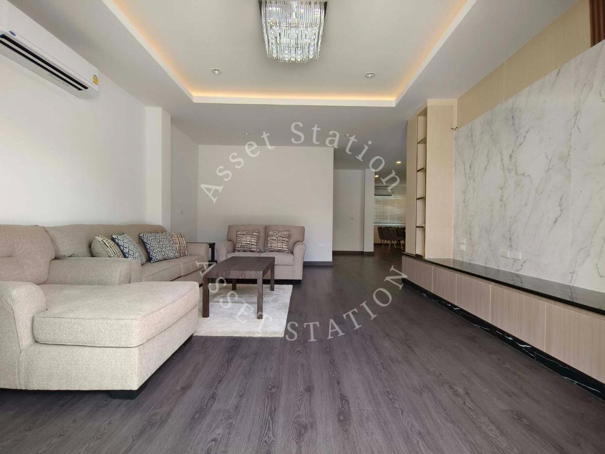รูป ให้เช่า บ้านเดี่ยว 3 ชั้น ใจกลางสุขุมวิท 65 ทำ Air bnb หรือจดทะเบียนบริษัทได้ 🏠 ใกล้ BTS เอกมัย - รูปที่ 6/12