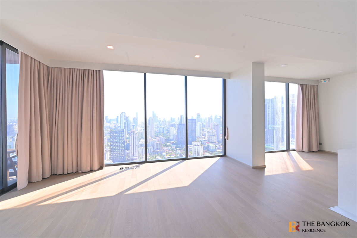 รูป คอนโด Luxury ราคาพิเศษ เซอเลส อโศก ใกล้ BTS สถานีอโศก - รูปที่ 9/10