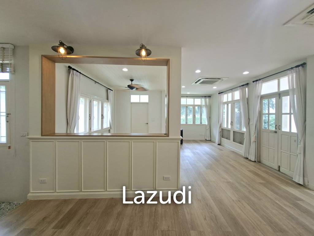รูป บ้านเดี่ยวโมเดิร์น 280 ตร.ม. ที่ดิน 600 ตร.ม. ทำเลย่านคลองเตย - รูปที่ 25/25