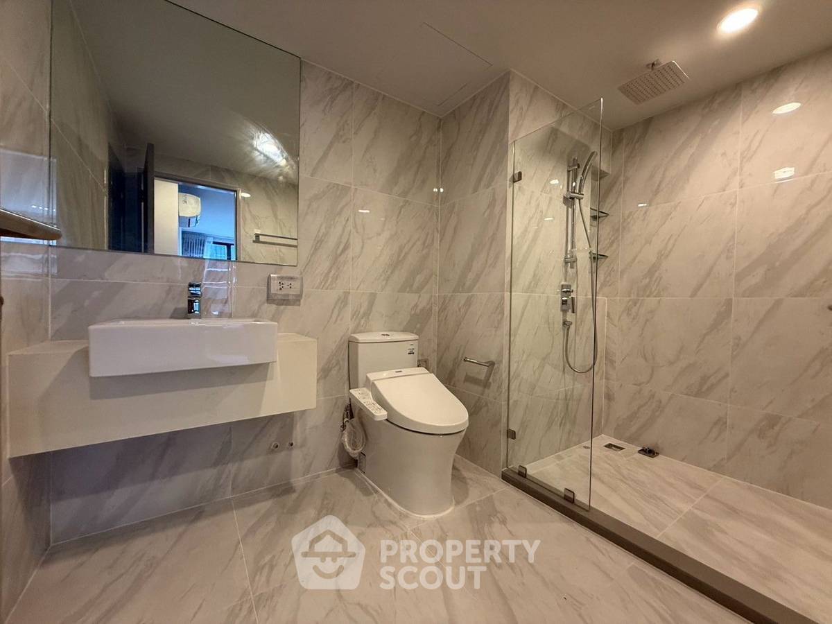 รูป คอนโด 2 ห้องนอน Ideo Mobi Sukhumvit 40 ใกล้ BTS เอกมัย 400 ม. (ID 3147648) - รูปที่ 10/12