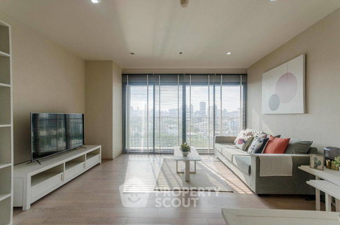 Well-Priced 1-BR 67 Sqm Condo, Noble Solo, Thong Lo (ID 408210)
