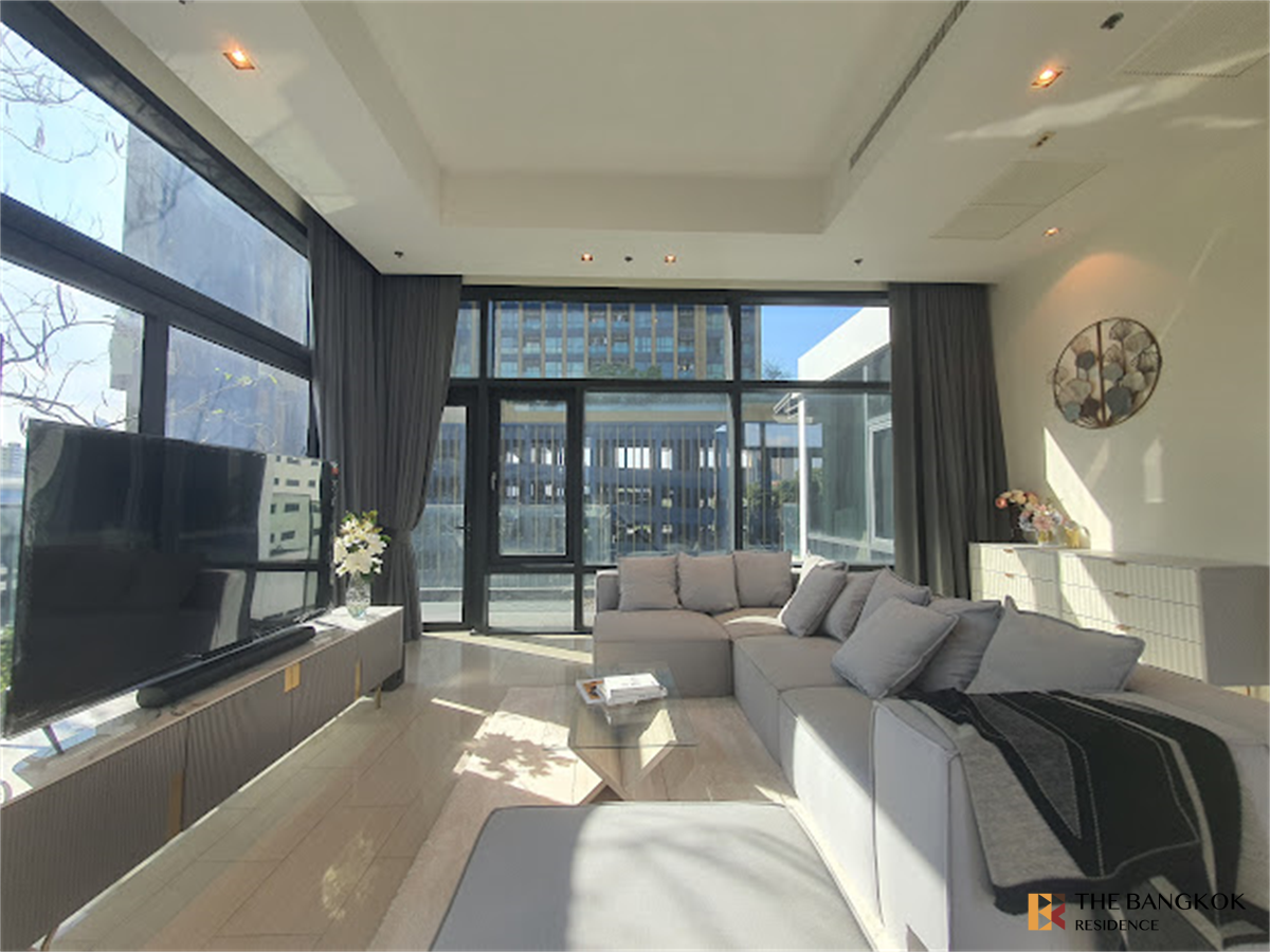 picture Luxury Unit, Ready for You Without the Wait Circle Living Prototype - 7/10