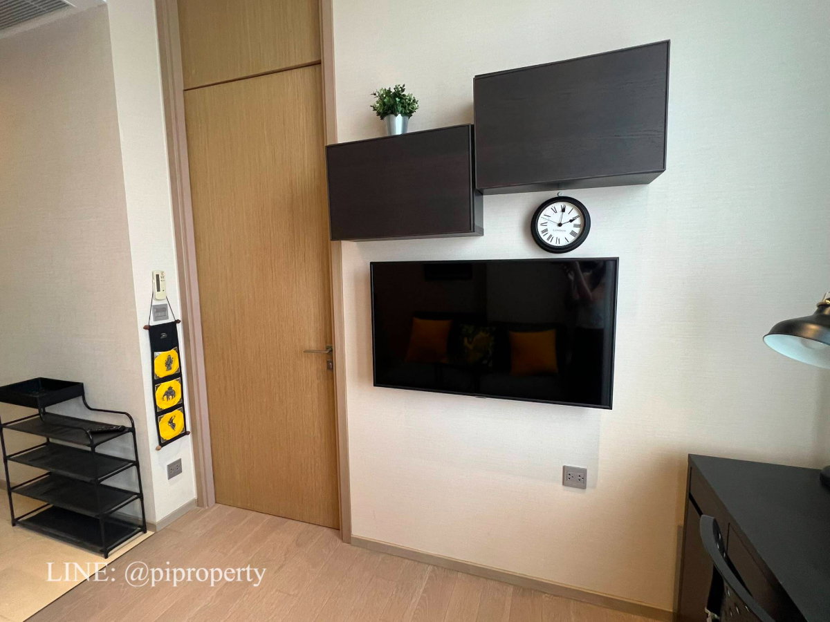 รูป ให้เช่าห้องชุด 1 ห้องนอน ตกแต่งครบครัน ที่ Esse Asoke ชั้นสูง มีเครื่องซักผ้าและเครื่องอบผ้า ทำเลดีเยี่ยม ย่านอโศก ใจกลางกรุงเทพฯ - รูปที่ 5/32