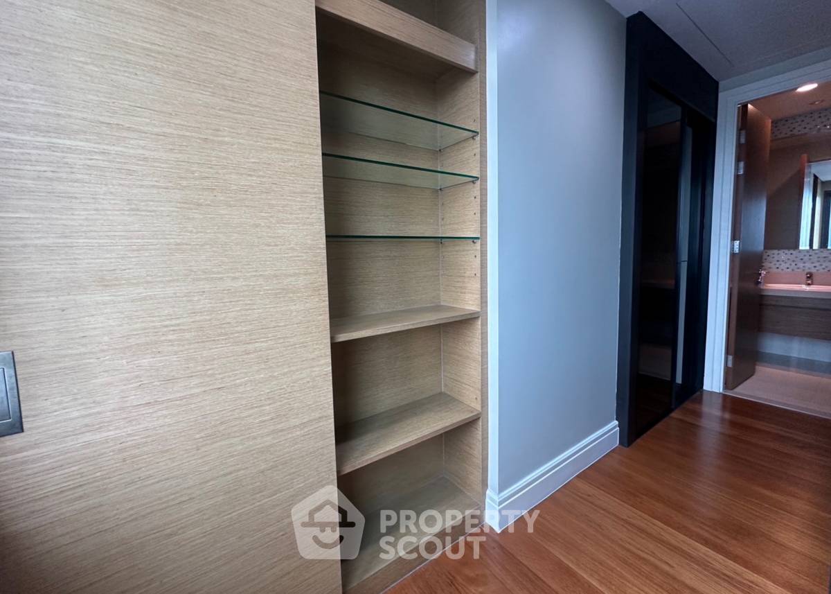 รูป คอนโด 3 ห้องนอน 176 ตร.ม. ชั้น 29 Bright Sukhumvit 24 ใกล้ BTS พร้อมพงษ์ (ID 2262589) - รูปที่ 11/14