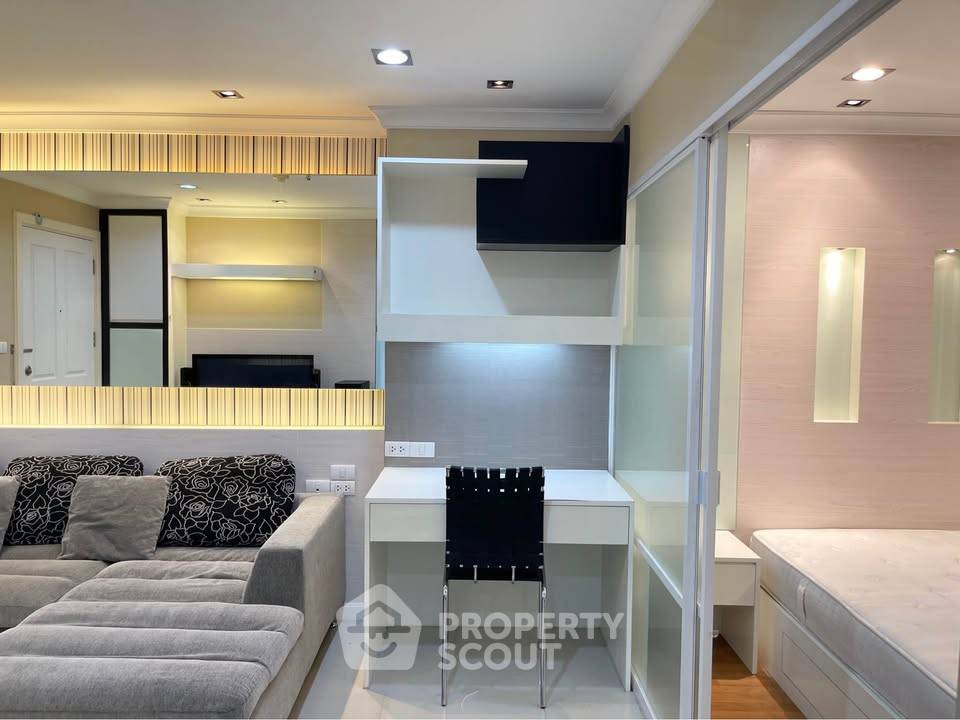 รูป คอนโด 1 ห้องนอน ให้เช่า ลุมพินี เพลส พระราม 9–รัชดา ใกล้ MRT พระราม 9 ชั้น 22 พท. 37 ตร.ม. (ID 3147194) - รูปที่ 9/21