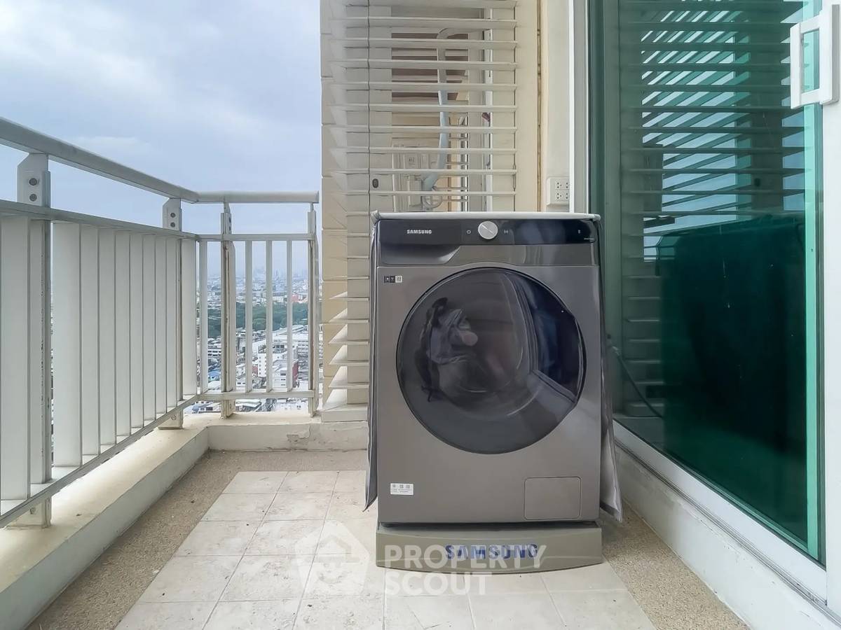 picture Well-Priced 2-BR Condo At The Empire Place, 400m to BTS Saint Louis (ID 3141064) - 24/26