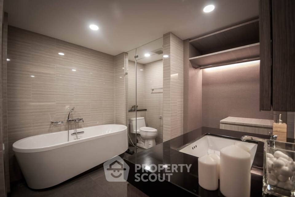 picture 1-BR Condo At Klass Langsuan, 48 Sqm, 200m to BTS Chit Lom (ID 2646821) - 2/3