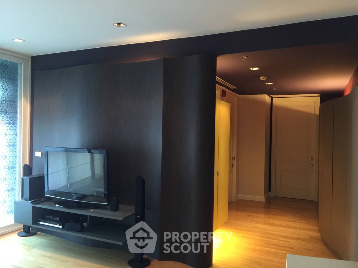 รูป คอนโด 2 ห้องนอน 96 ตร.ม. ที่ Athenee Residence ใกล้ BTS เพลินจิต 200 ม. (ID 515464) - รูปที่ 4/7