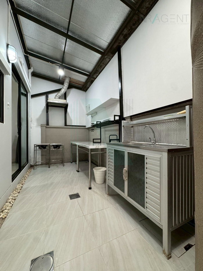 รูป 📌 ให้เช่าทาวน์เฮาส์ 3 ชั้น บ้านกลางเมือง พหลโยธิน - รามอินทรา 3 ห้องนอน 3 ห้องน้ำ - รูปที่ 4/8