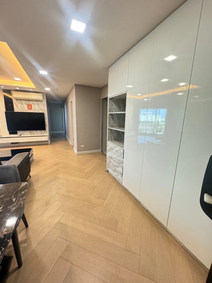รูป For rent Belle Grand Rama9 condo 🌳🌳 ห้องสวย พร้อมอยู่ แต่งสวย จัดเต็ม มีหลายห้องให้เลือกชม ID LINE : @190evxgl - รูปที่ 9/25