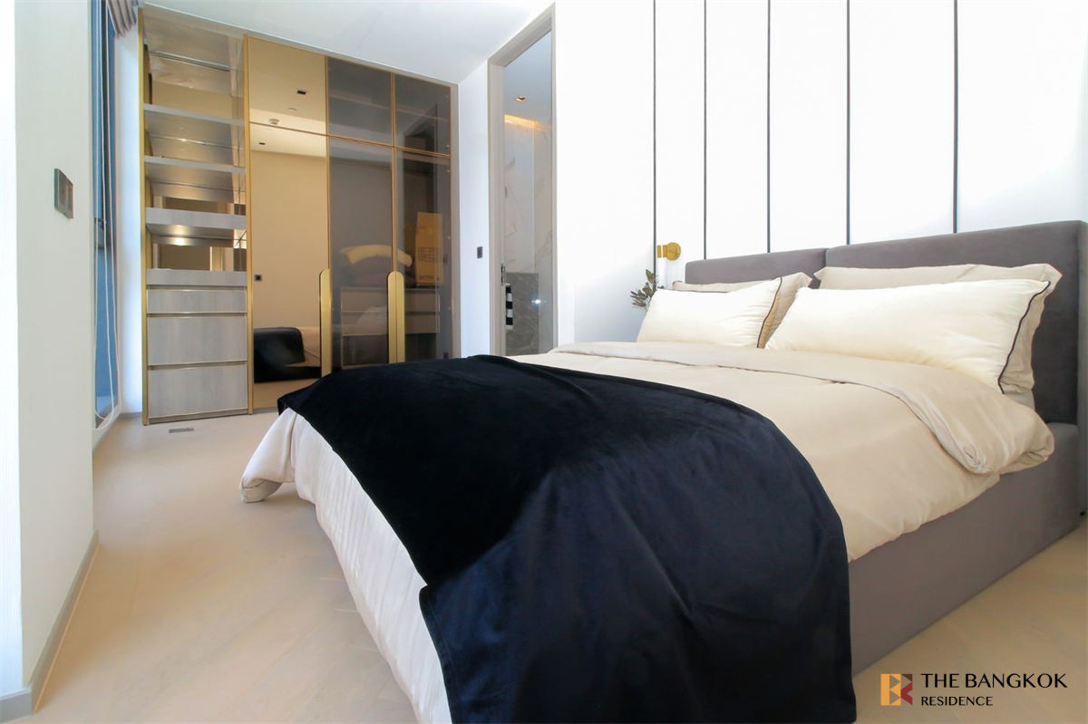 picture The Reserve Sathorn Luxury Unit, Ready for You Without the Wait - 3/10