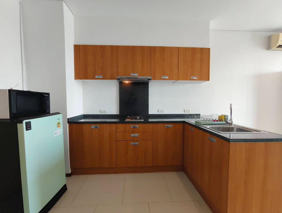 picture OMG1451  [ Villa Sathorn ]  Large 1 Bedroom unit - for RENT 1-Aug-26 - 4/10