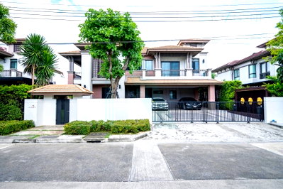 บ้านเดี่ยวให้เช่า : 📌 ให้เช่าบ้านเดี่ยว 2 ชั้น มัณฑนา เลค วัชรพล 5 ห้องนอน 5 ห้องน้ำ