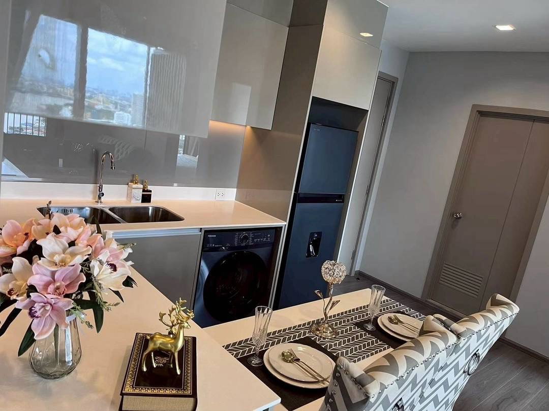 picture for rent 1-2 bedroom The Politan Rive - 11/16