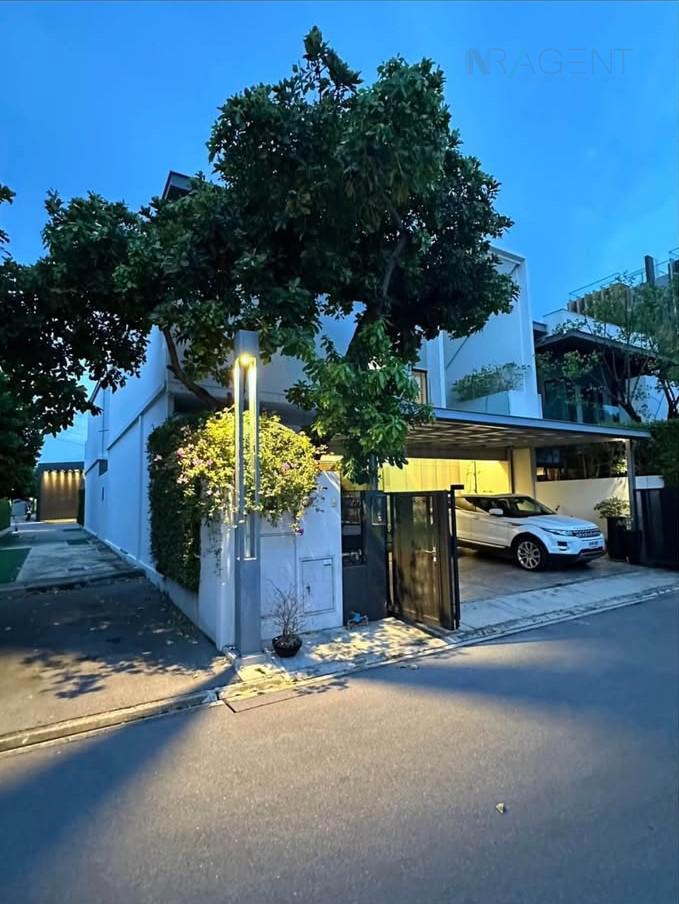 ขายบ้านเดี่ยว : 📌 ขายบ้านเดี่ยว โครงการ วีเว่ บางนา กม. 7 2 ชั้น 3 ห้องนอน 4 ห้องน้ำ