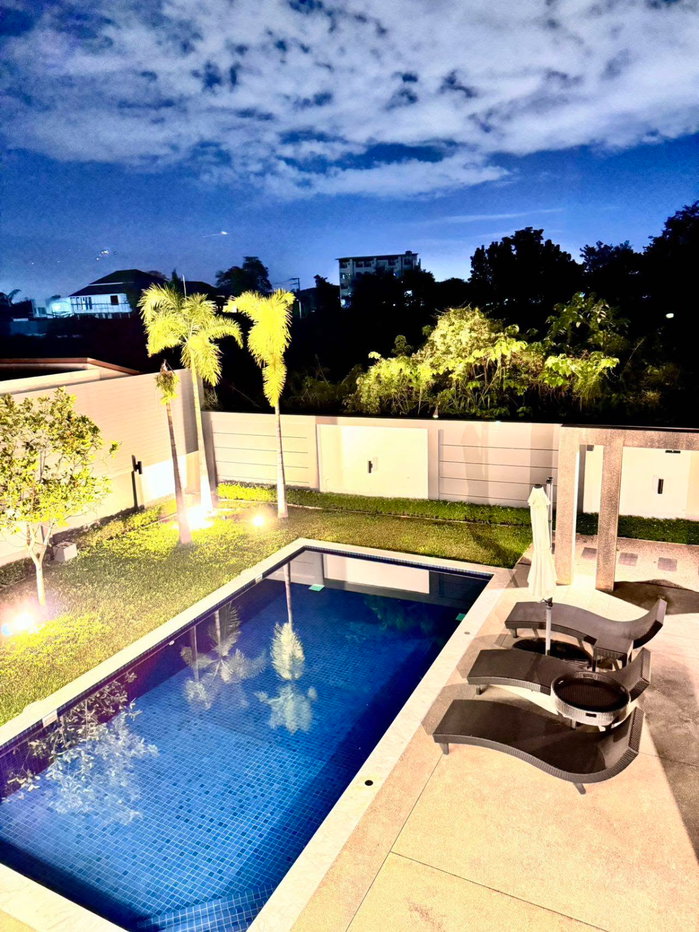 picture 🏊 Hot Deal! Luxury Pool Villa with Private Pool, Baan Wang Tan, Hang Dong 📞 063-6649056 - 2/2