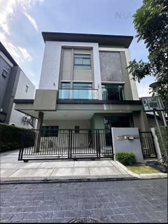 📌 ขายบ้านเดี่ยว โครงการ เดอะ เจนทริ สุขุมวิท 3 ชั้น 3 ห้องนอน 4 ห้องน้ำ