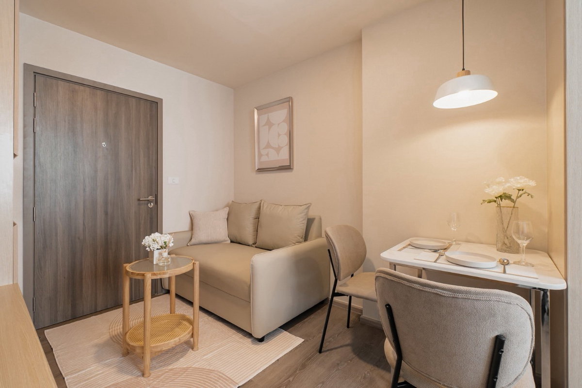 picture For Rent ✨ The Origin Sukhumvit - Praksa ✨ Fully furnished and equipped with appliances; near BTS Phraeksa. - 8/10