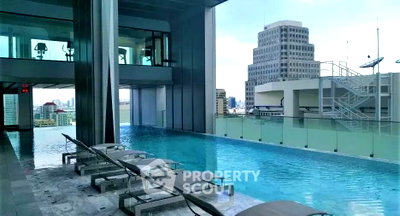 คอนโดให้เช่า : คอนโด 1 ห้องนอน 30 ตร.ม. ที่ The Edge สุขุมวิท 23 ใกล้ MRT สุขุมวิท 200 ม. (ID 3146288)