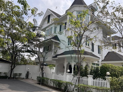 รูปภาพ 📌 ให้เช่าบ้านเดี่ยว 3 ชั้น แฟนตาเซีย วิลล่า 4 4 ห้องนอน 5 ห้องน้ำ