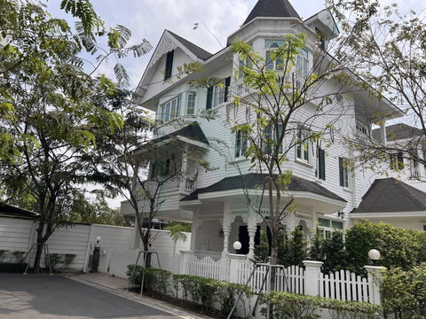 📌 For Rent 3-story House FANTASIA VILLA 4 4 bedroom 5 bathroom