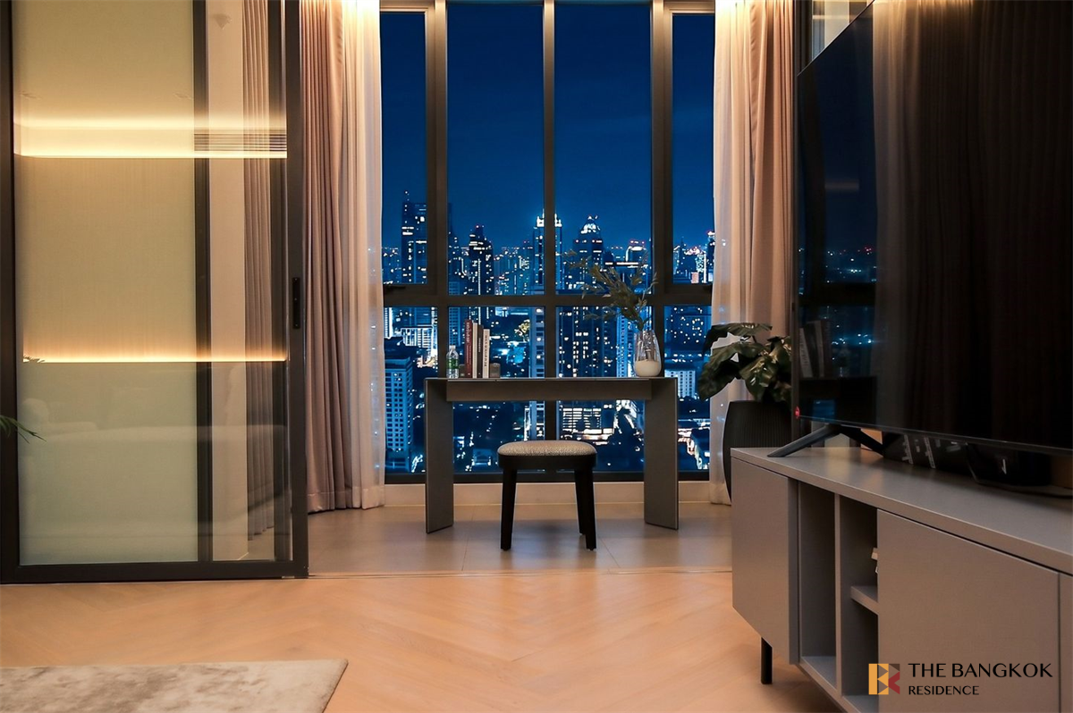 picture The Reserve Sathorn Luxury Unit, Ready for You Without the Wait - 1/10