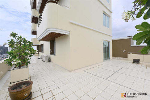 Piyathip Place Ultimate Luxury Lifestyle with Convenience