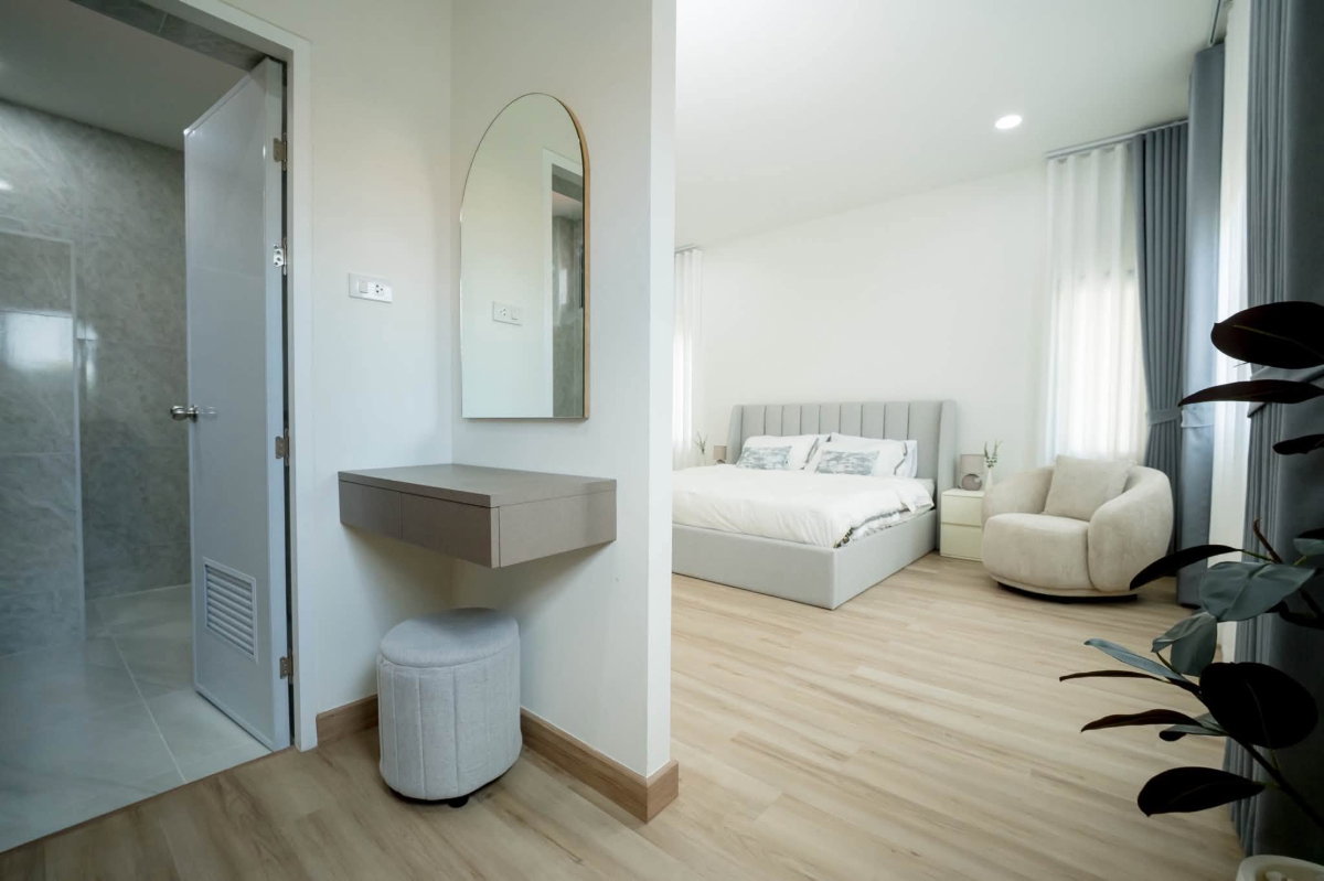รูป 🏡 ขายด่วน! บ้านใหม่ พร้อมเฟอร์นิเจอร์ ฟรีค่าโอน โครงการกุลพันธ์ 9 หางดง 📞 063-664-9056 - รูปที่ 15/25