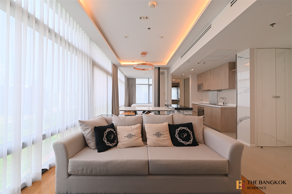 picture Circle Living Prototype Ultimate Luxury Lifestyle with Convenience - 7/10